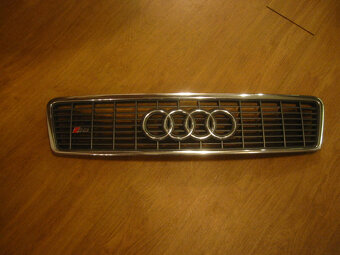 AUDI A8, S8 D2 - přední maska + mřížka 1999 - 2002 - 7