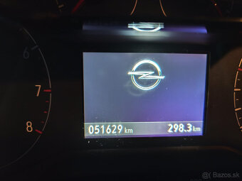Predám Opel grandland x 1.2 turbo - 7