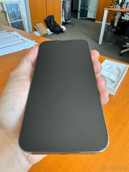 iPhone 13 Pro 256GB graphite + 3 káble, krabička - 7