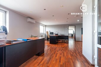 NA PREDAJ PODNIKATEĽSKÝ AREÁL V BARCI - 7