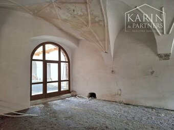 Historický priestor pre kaviareň 140 m2 v Banskej Štiavnici - 7