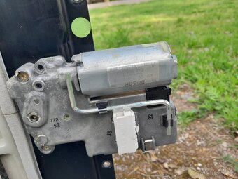 Elektrický šiber,Strešné okno Škoda Octavia 1. - 7