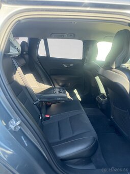 Volvo V60 D4 A/T - 7
