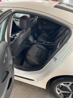 Opel Ampera Plúg-in Hybrid, 2014 - 7