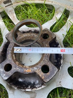 4x100 R 15 - 7