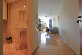 Apartmán 2+kk s balkónom a bazénom Midia Grand Resort-Aheloy - 7