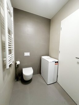 1izbový- Rezidencia pri Radnici- terasa,parking - 7