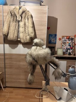 Kožušina z líšky spolu s baranicou - 7