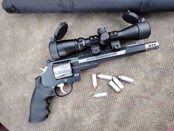 .44 Magnum - Smith & Wesson MODEL 629 Hunter - 7