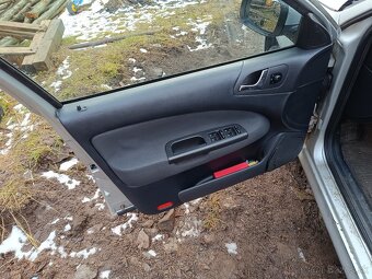 Octavia 1 1.9tdi 74kw ATD combi - 7