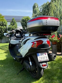 Suzuki Burgman AN 650 executive - 7