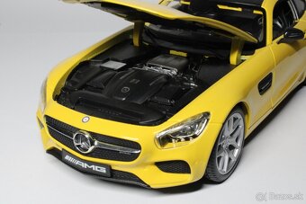 1:18 - Mercedes AMG GT - Maisto - 7