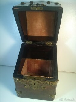 Starožitná drevená skrinka 19.storočie - 7