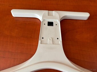 Len stojan na televízor SAMSUNG UHD TV 7 Series UE43RU7412U - 7