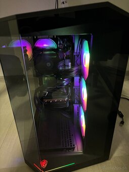 Herný PC Ryzen 7700 / AMD Asus 9070 XT / DDR5 32Gb 6000Mhz - 7