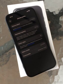 Apple iPhone 16 128GB - 7