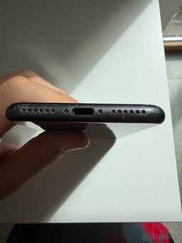 IPhone 8 1.majitel - 7