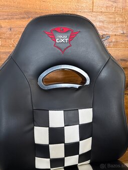 Darujem Detske stoličky - 7