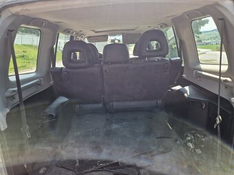 Mitsubishi pajero 2.5 - 7