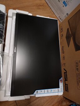 Asus VA24EHE - 7