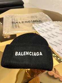 Predám NOVÚ čiapku Balenciaga - 7