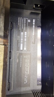 Predam HP compaq elite 8300 s monitorom - 7