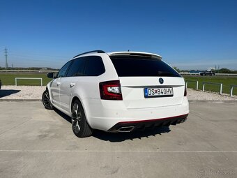 Škoda Octavia Combi 2.0 TDI RS DSG - 7