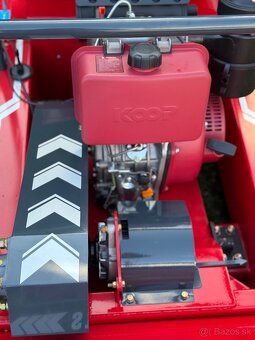 RC pásová kosačka - 7