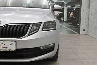 Škoda Octavia Combi 2.0 TDI DSG Executive - 7
