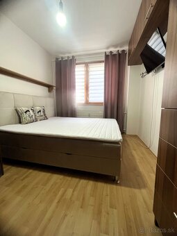 Krásny, zariadený a veľký 3 izbový byt s loggiou, Levice, R5 - 7