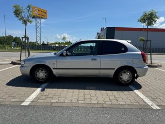 Toyota Corolla 1.4 benzín, 2001 - 7