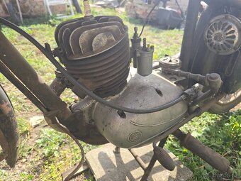 ČZ 125T - 7