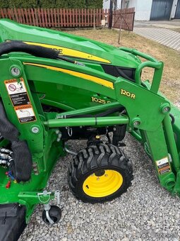 John Deere 1025r - 7