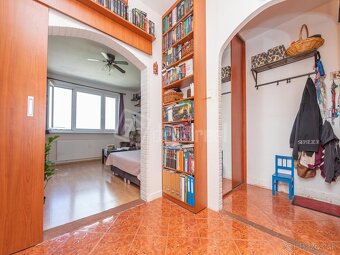 Byt, ktorý má všetko okrem balkóna – a ten možno a… - 7