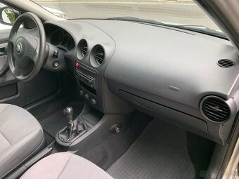 Predám Seat CORDOBA Sedan 55 kW 1,4 6L/BBY/SG palivo benzín - 7