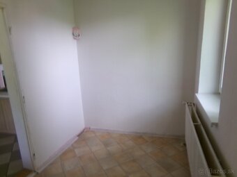 Rodinný dom blízko centra v Zlatých Moravciach - 7