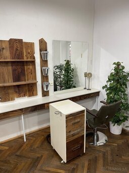 Kadernícke kreslo – 4ks -  pohodlné, po renovácii sedákov - 7