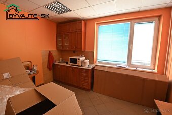 Hala a prevádzková budova na PREDAJ Prievidza. - 7