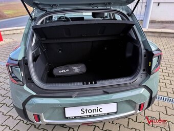 Kia STONIC 2026 1,0 T-GDi M6 SILVER + SILVER PACK - 7