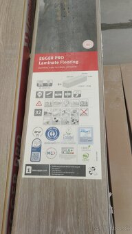 Laminátová podlaha EGGER EPL102 + lišty + podložka - 7