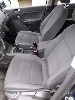 Golf 5 plus,sedačky - 7