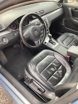 Volkswagen Passat Variant 2.0 TDI 4Motion DSG - 7