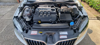 Predam škoda superb 2,0 TDI/110KW/ - 7