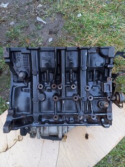 Motor BMW e90 320d 120 kw - 7