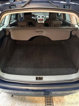 Predám Ford Focus combi 2 facelift - 7
