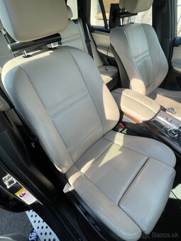 BMW X5 xDrive30d 2012 180kW - 7