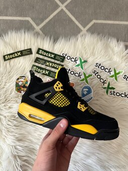 Jordan 4 - 7