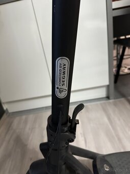 Ninebot Kickscooter F2 - 7