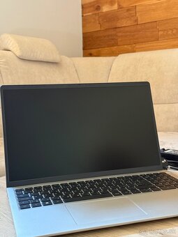 Notebook Dell Inspiron 15 (3520) strieborný - 7