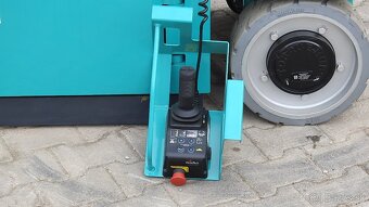 Elektrická nožnicová zdvíhacia plošina Sunward SWSL1008DC - 7